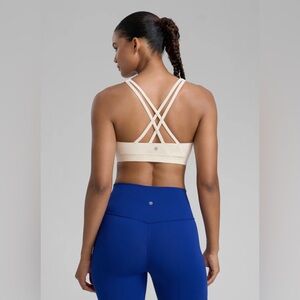 Nakedfeel Cross Back Bra (4 Straps)